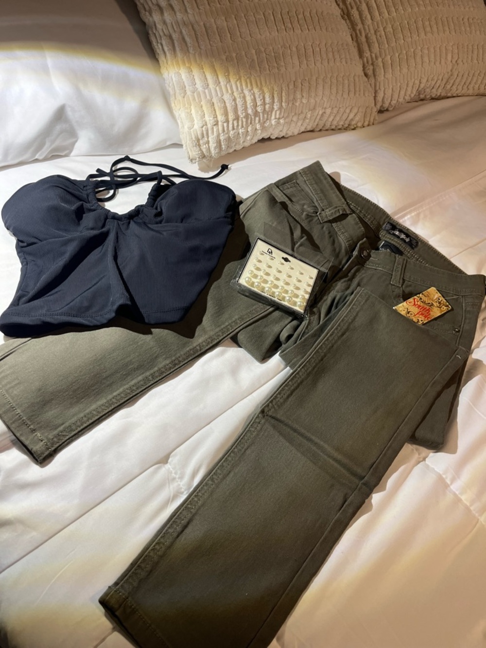 Outfit Bundle - Picture 2 of 6